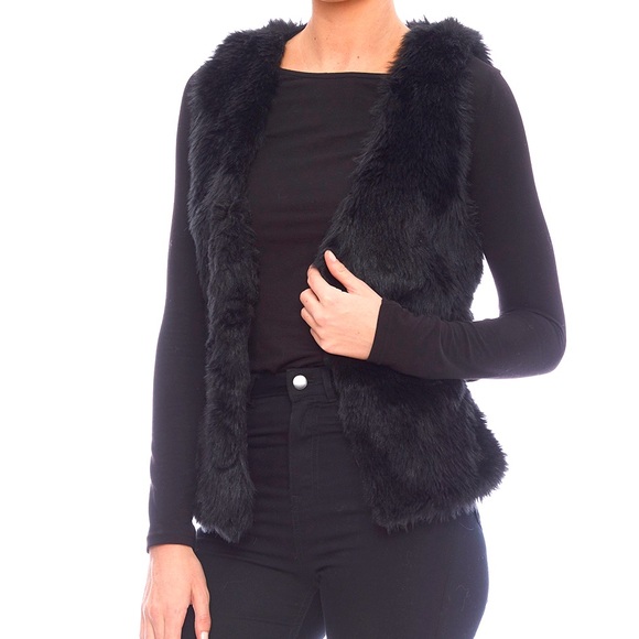 SOLD • LOVE TREE | faux fur vest. - Picture 2 of 6